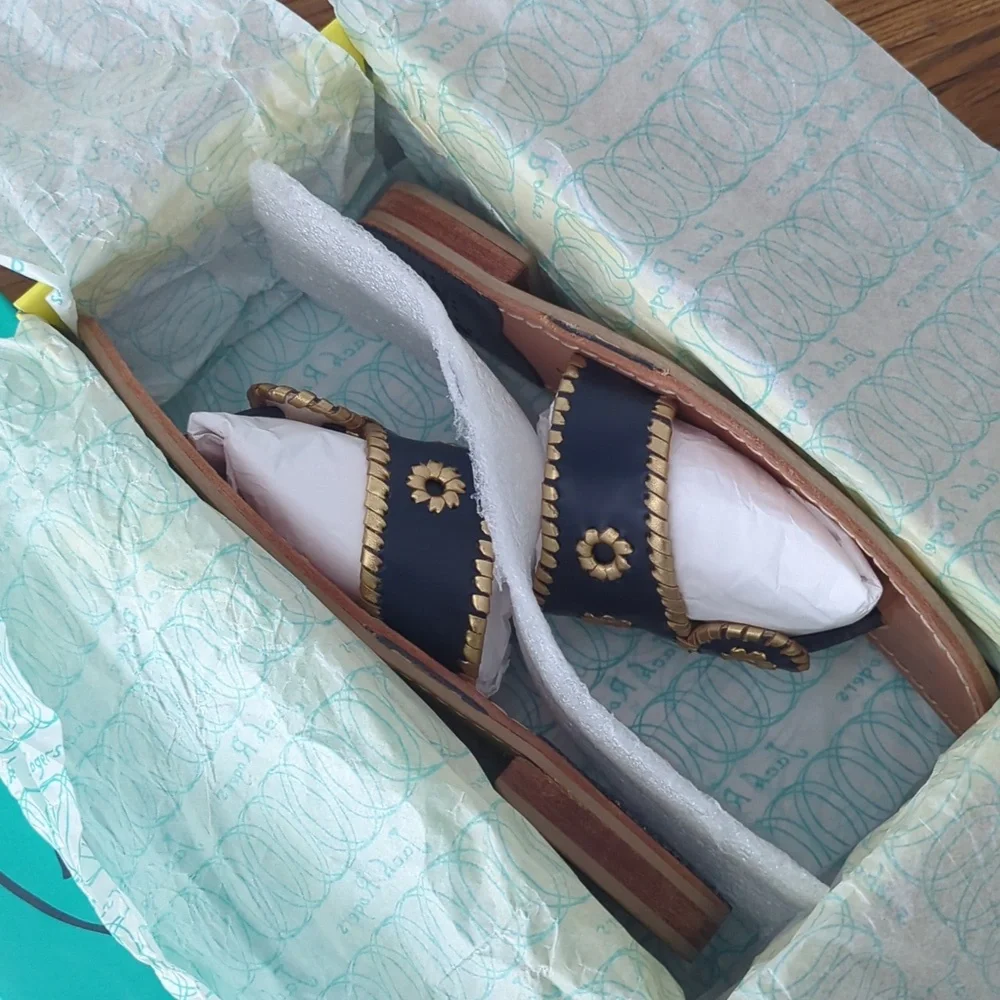 Jack Rogers Nantucket Gold Sandal in Midnight and Gold Navy Gold size 9 - Picture 14 of 14